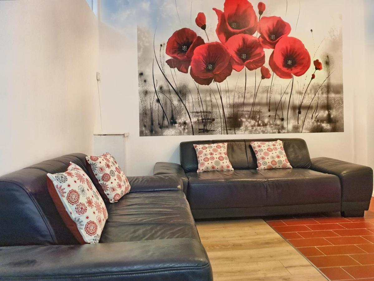 Cozy Penthouse In A New Business Building In City Center. Free Private Parking Apartman Kolozsvár Kültér fotó